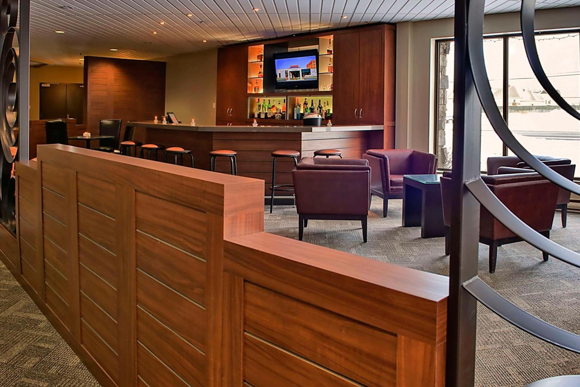 Hotel Le Victorin, An Ascend Hotel Collection Member Victoriaville Exterior foto